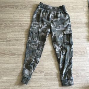 Garage camo sweatpants joggers S 2 Velcro pockets